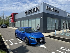 Used 2025 Nissan Sentra SV Sedan UB10682P for Sale in Bay Shore, NY, at Nissan of Bay Shore