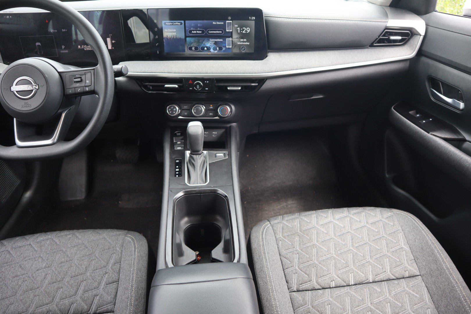 2025 Nissan Kicks SV - Photo 16
