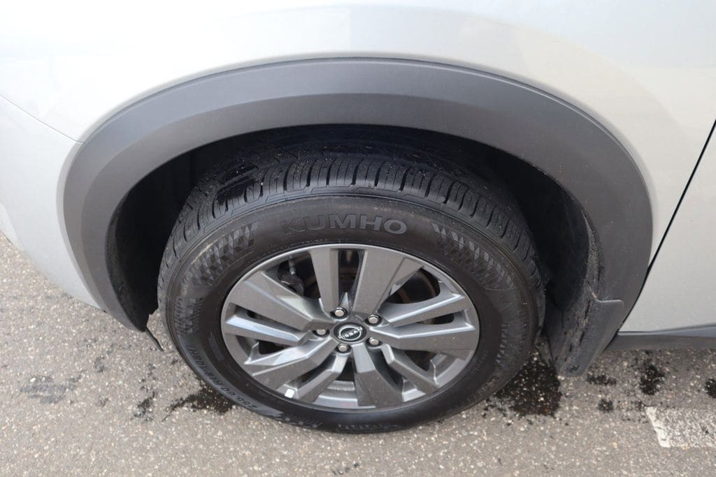 2024 Nissan Pathfinder S - Photo 11