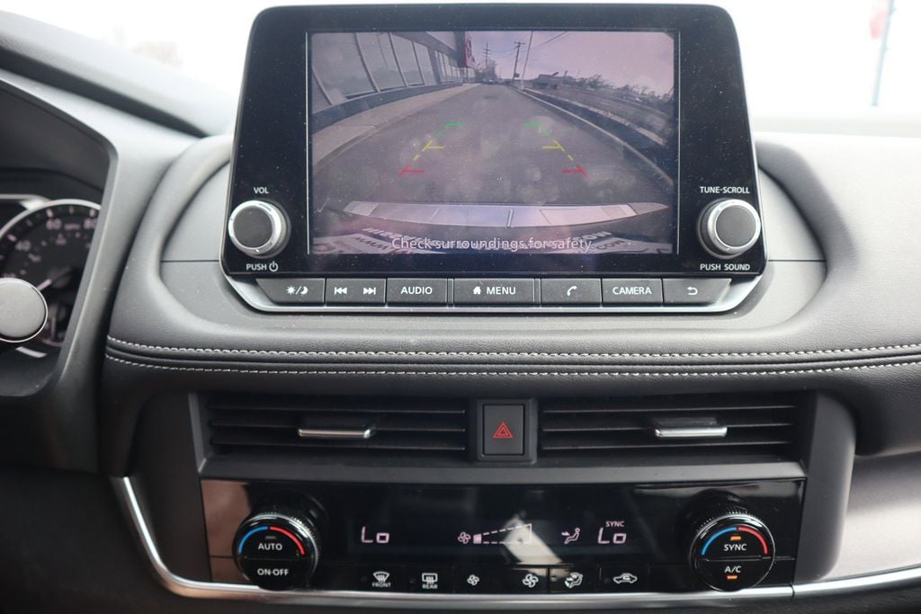 2025 Nissan Rogue SV - Photo 23