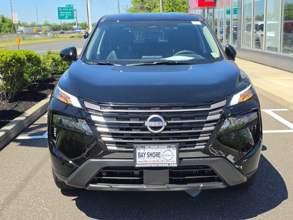 New 2026 Nissan Rogue SV SUV