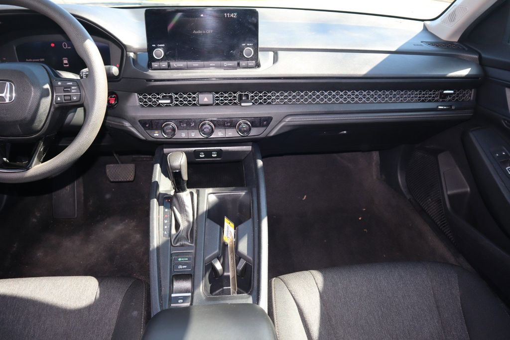 2023 Honda Accord EX - Photo 18