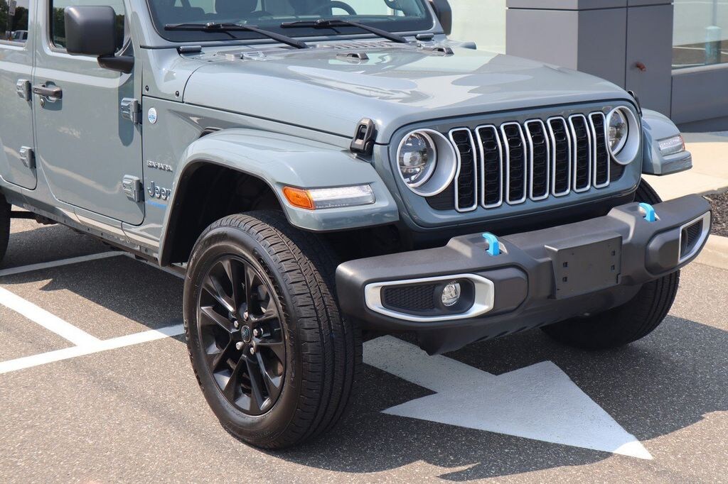 Used 2024 Jeep Wrangler 4xe Sahara SUV