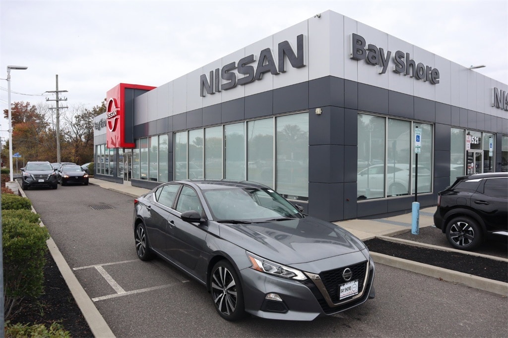 Certified 2021 Nissan Altima 2.5 SR Sedan