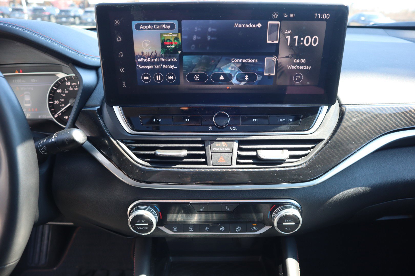 2025 Nissan Altima SR - Photo 23