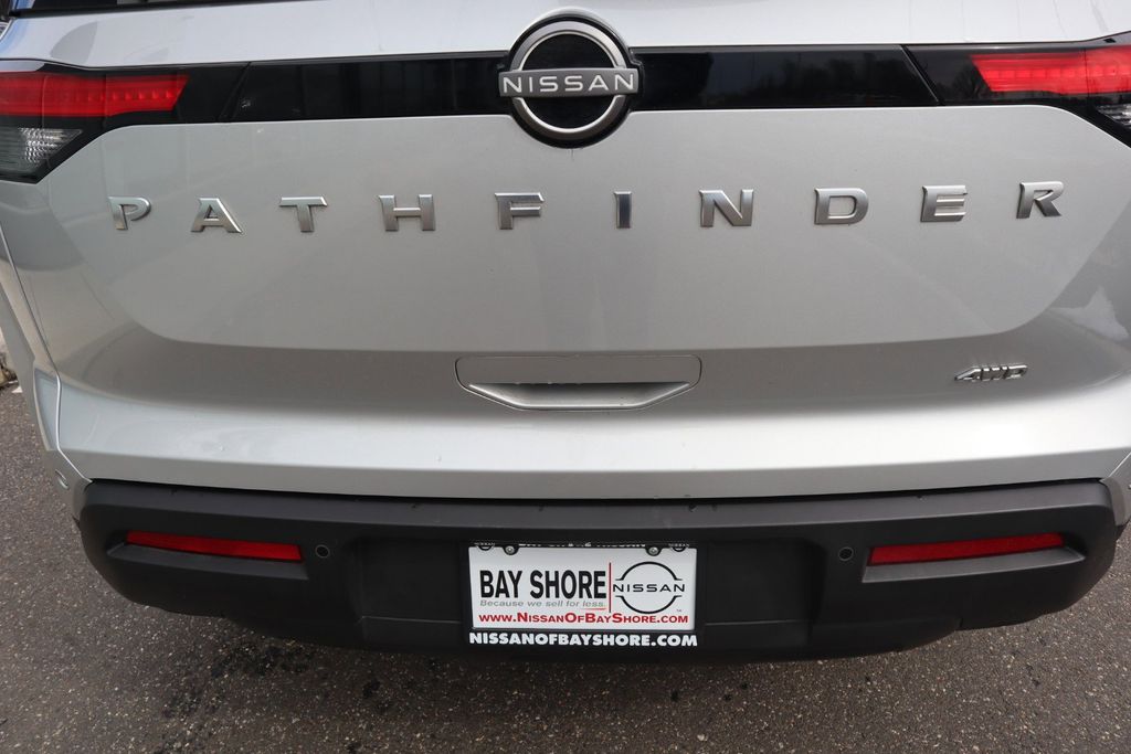 2024 Nissan Pathfinder S - Photo 33