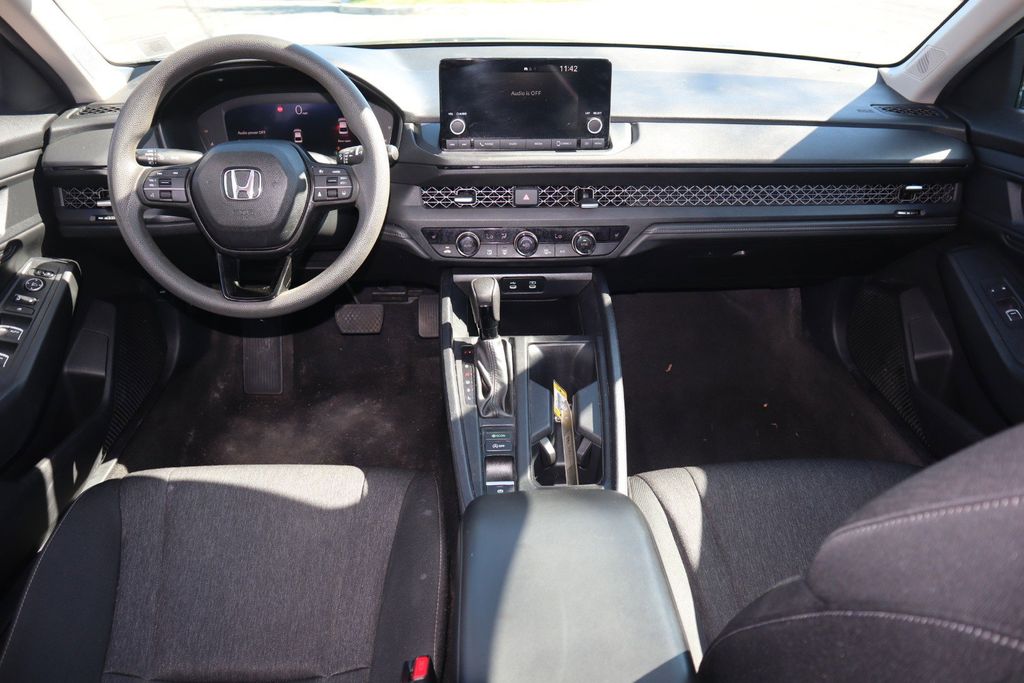 2023 Honda Accord EX - Photo 17