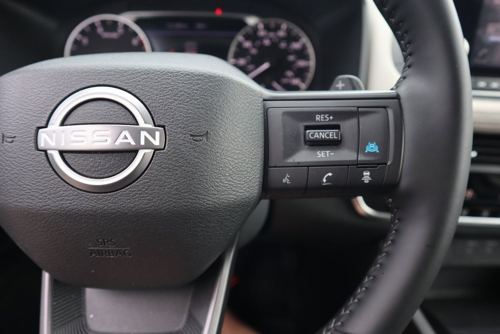2025 Nissan Rogue SV - Photo 21