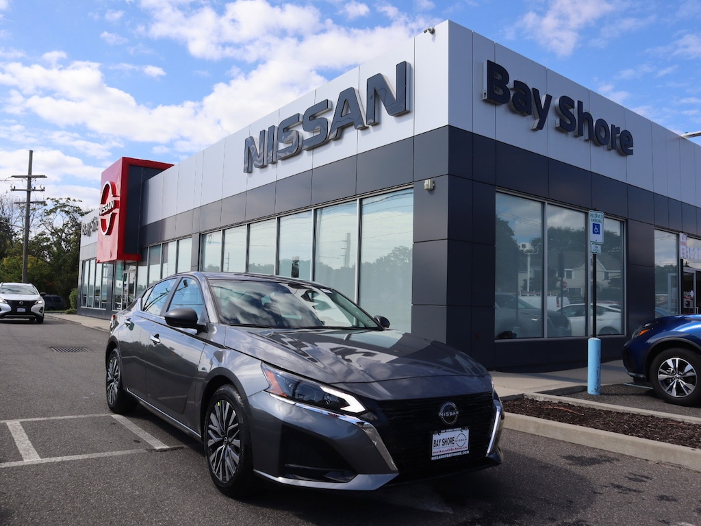 New 2026 Nissan Altima SV Sedan
