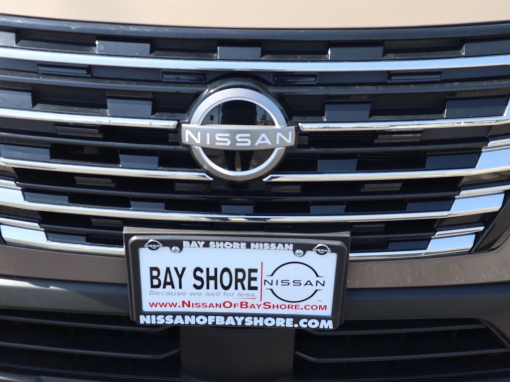 2025 Nissan Rogue SV - Photo 31