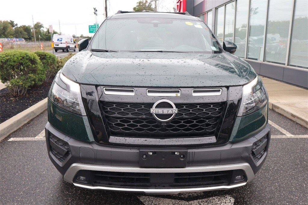 2023 Nissan Pathfinder Rock Creek photo 2