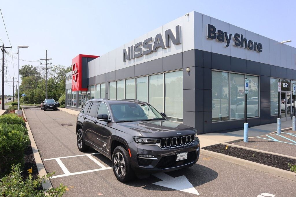 Used 2024 Jeep Grand Cherokee 4xe Base SUV