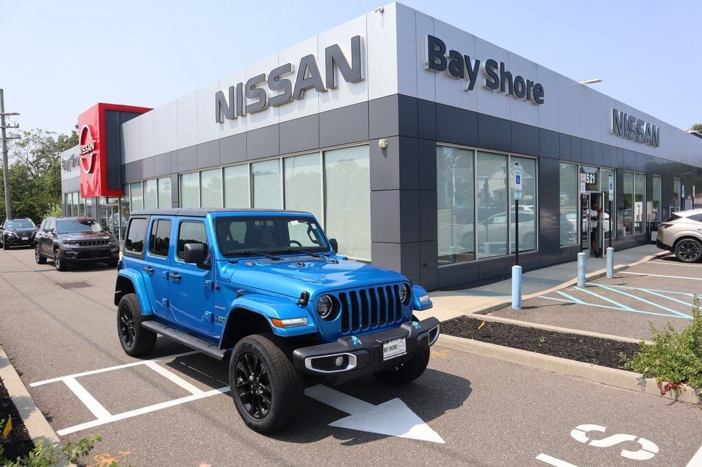 Used 2023 Jeep Wrangler 4xe Sahara SUV