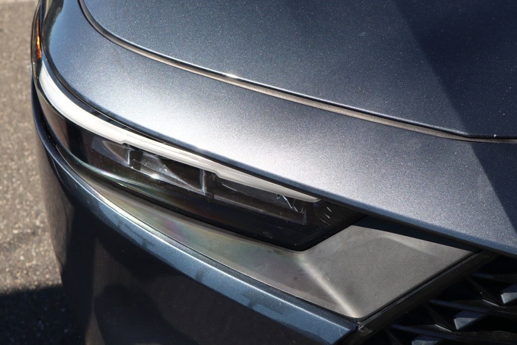 2023 Honda Accord EX - Photo 11