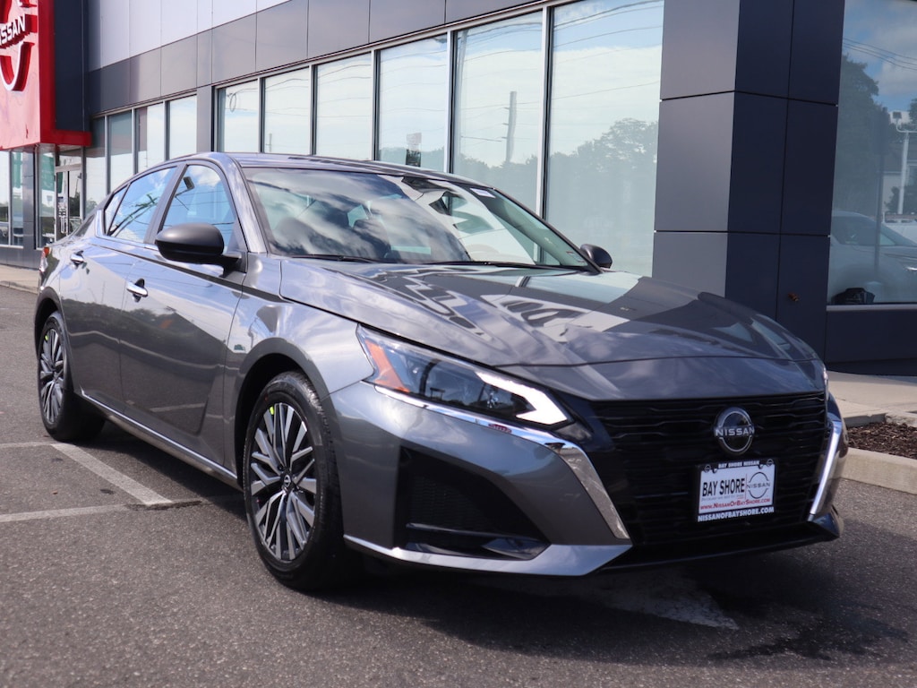 New 2026 Nissan Altima SV Sedan