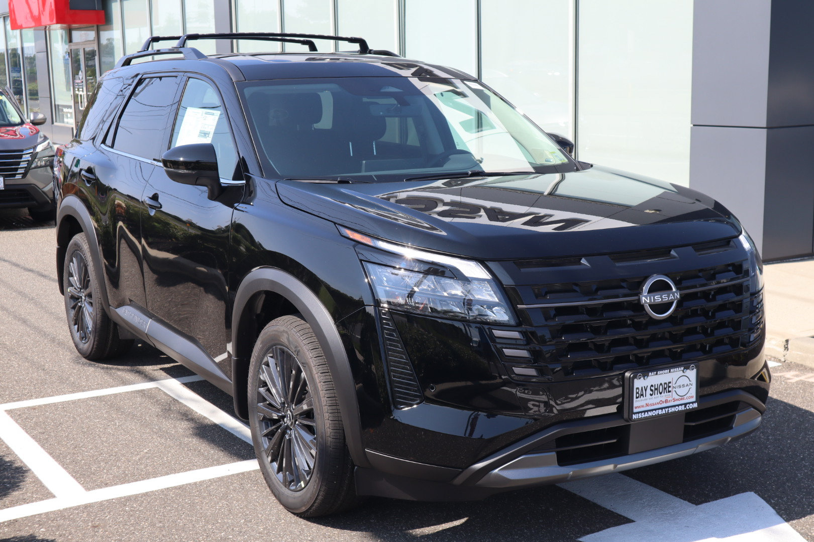 New 2026 Nissan Pathfinder SL SUV