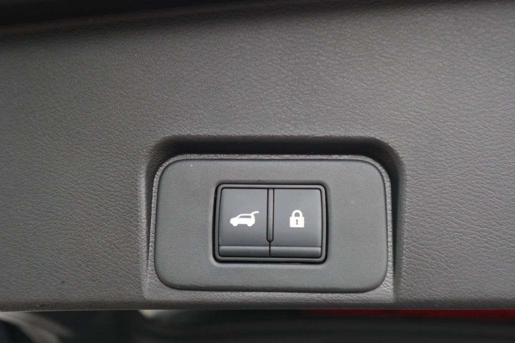 2025 Nissan Rogue SV - Photo 29