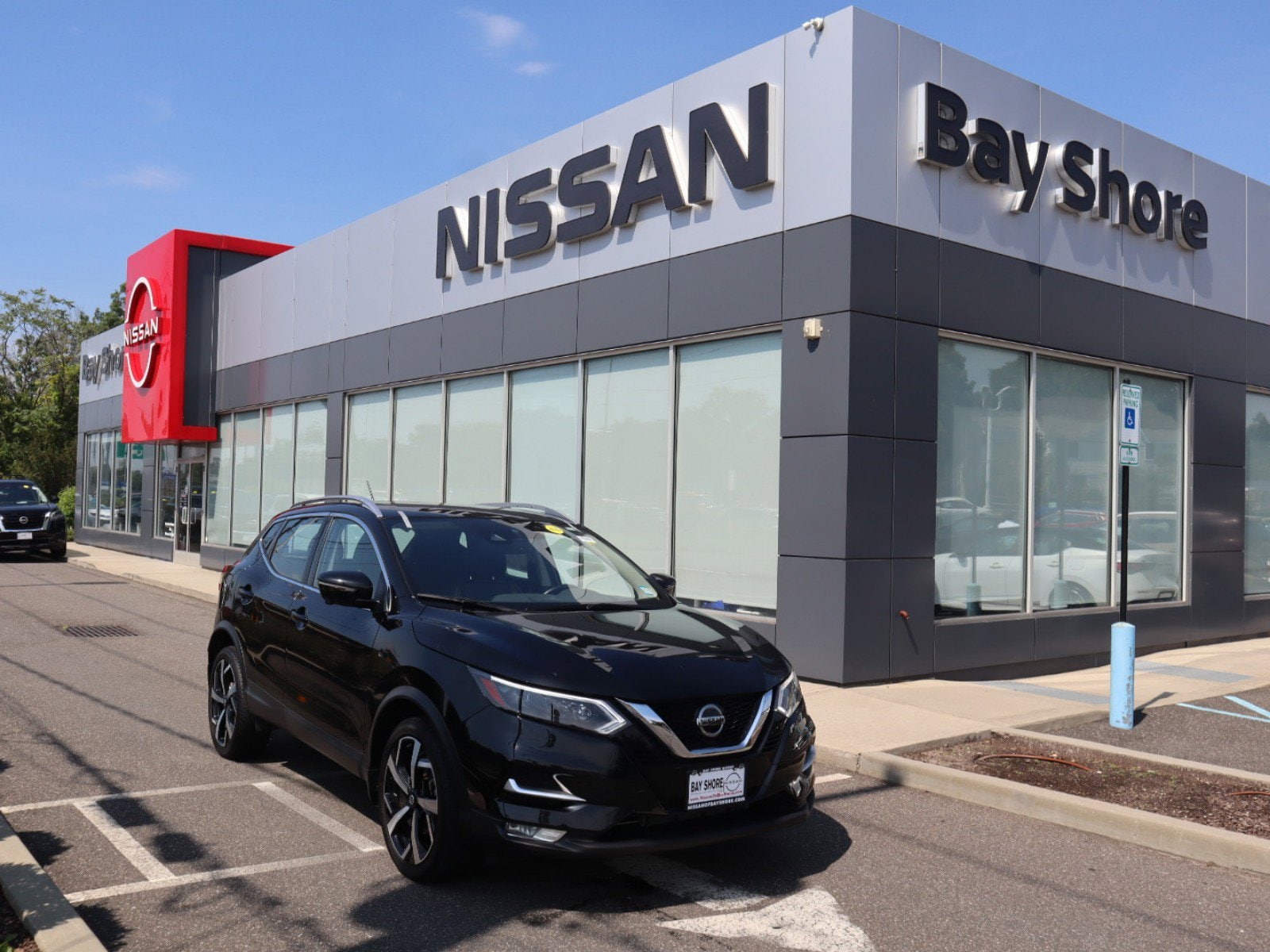 Certified 2021 Nissan Rogue Sport SL with VIN JN1BJ1CW9MW440476 for sale in Bay Shore, NY