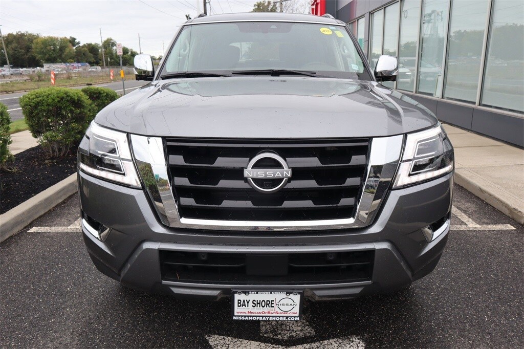 2023 Nissan Armada Platinum photo 3