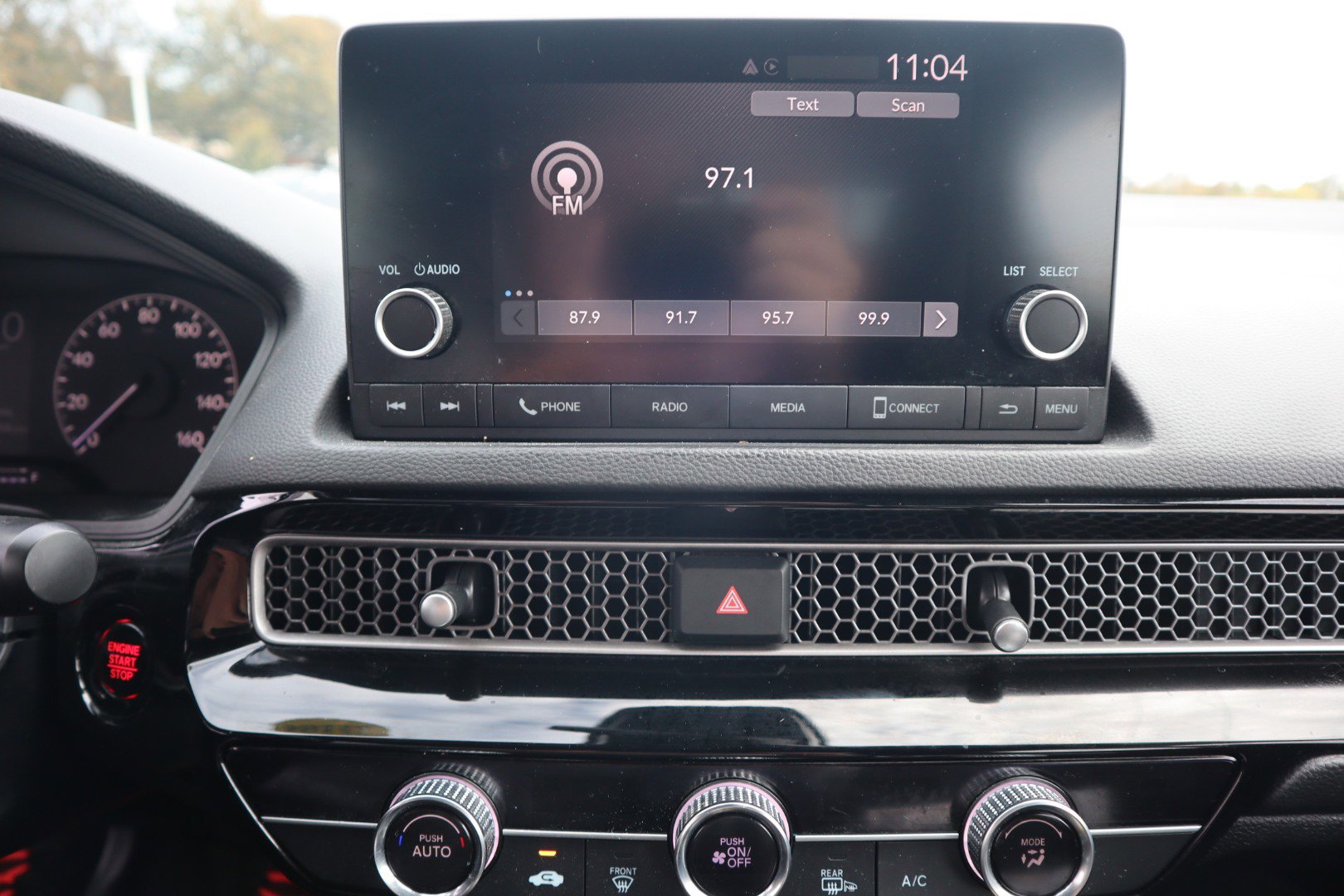 2025 Honda Civic Sport - Photo 22