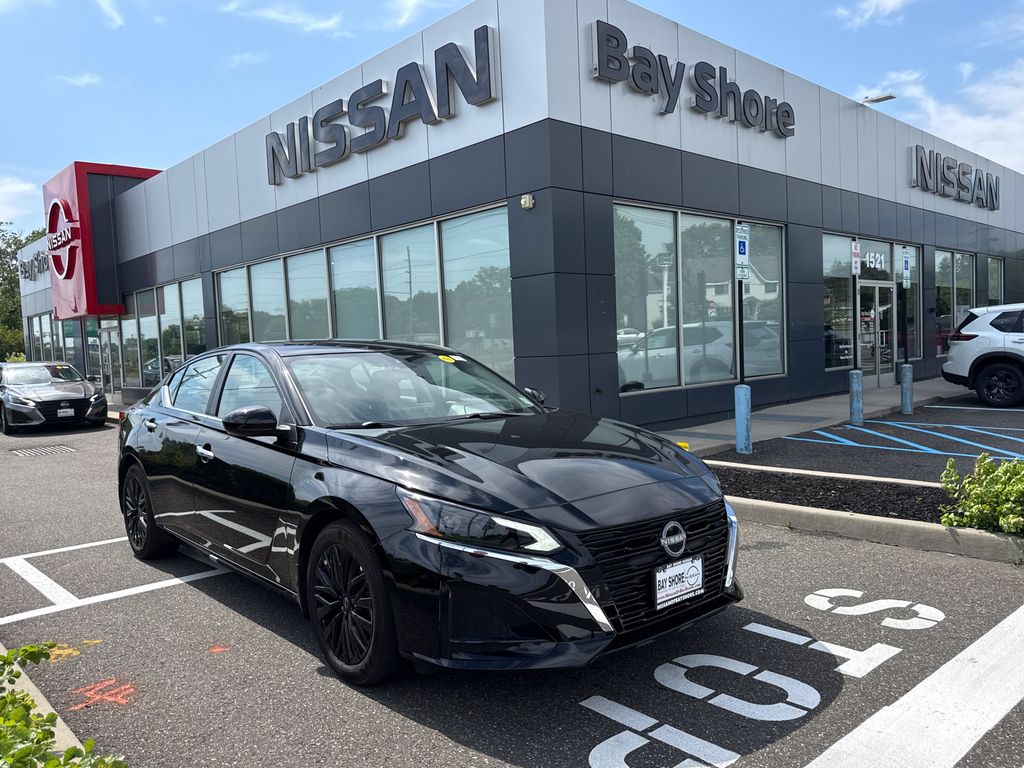 2025 Nissan Altima SV - Photo 1