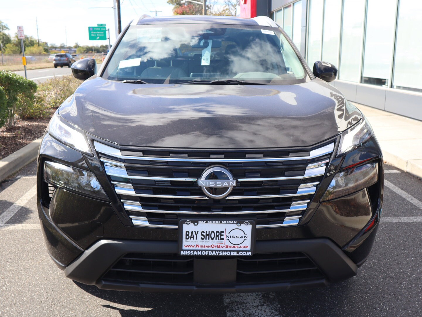 2026 Nissan Rogue SV photo 3