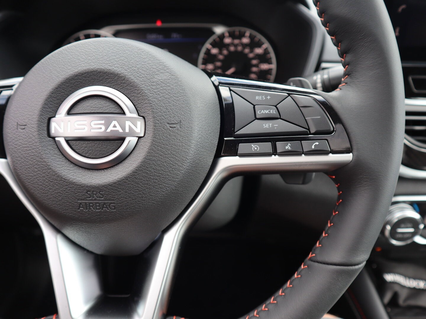 2025 Nissan Altima SR - Photo 26