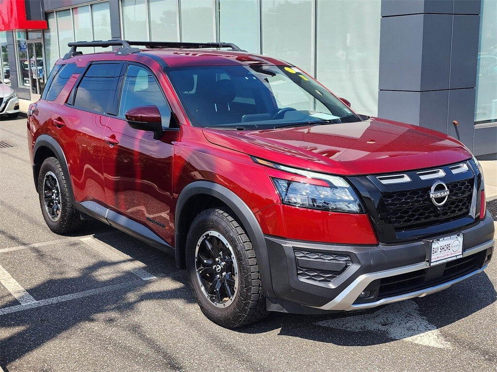 2024 Nissan Pathfinder Rock Creek photo 2