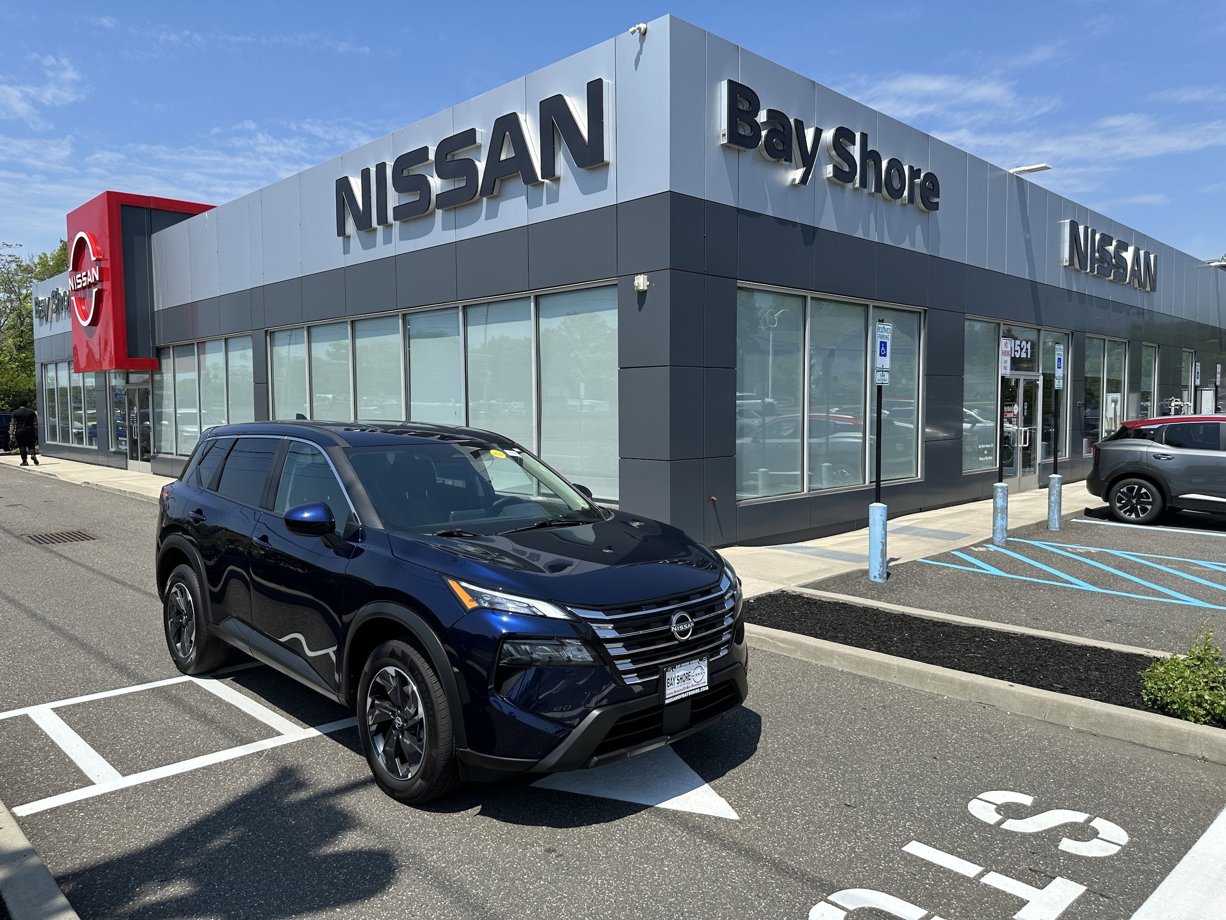 2025 Nissan Rogue SV AWD's photo