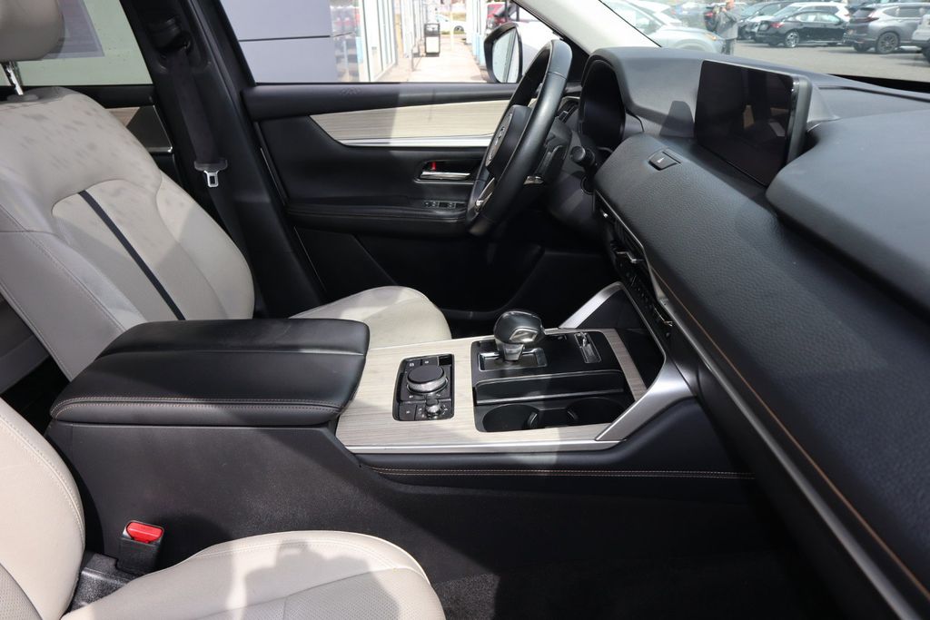 2024 Mazda CX-90 Preferred Package - Photo 26