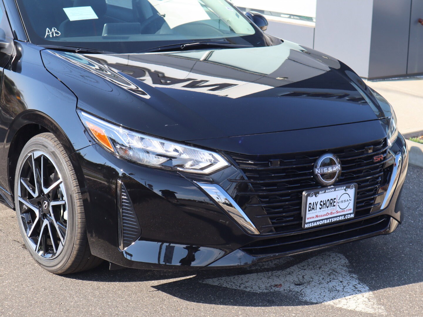 2025 Nissan Sentra SR photo 3