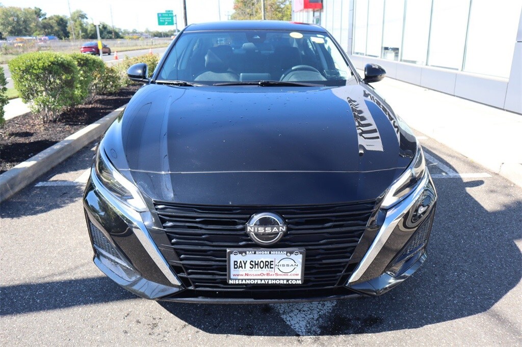 2023 Nissan Altima 2.5 SV photo 3