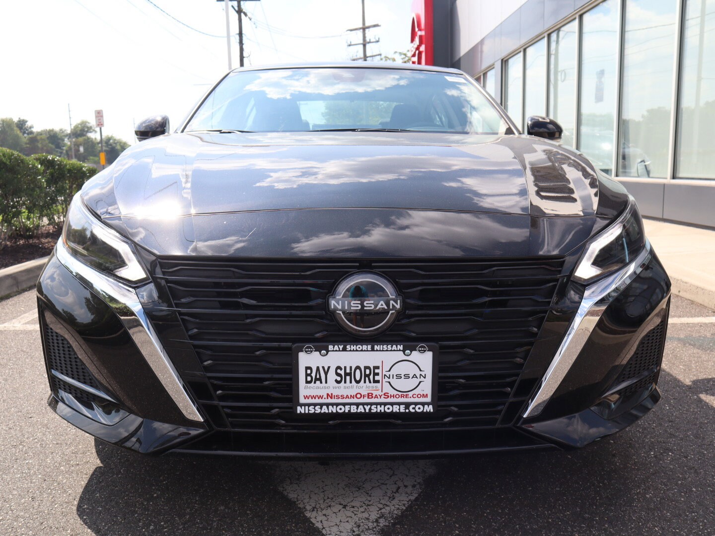 2025 Nissan Altima SL photo 2