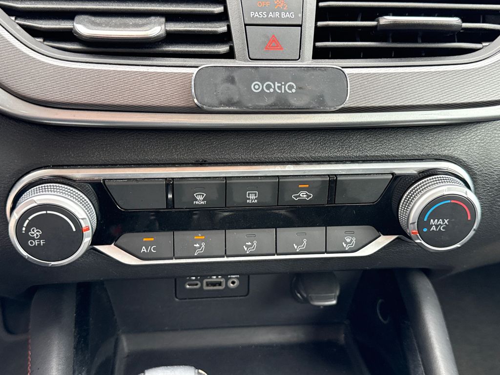 2025 Nissan Altima SR - Photo 20