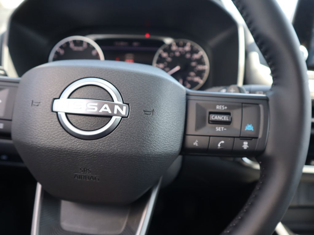 2025 Nissan Rogue SV - Photo 22