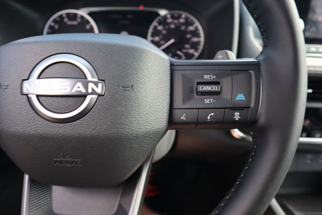 2025 Nissan Rogue SV - Photo 21