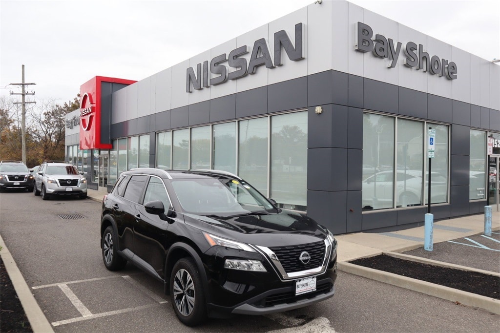 Certified 2022 Nissan Rogue SV SUV