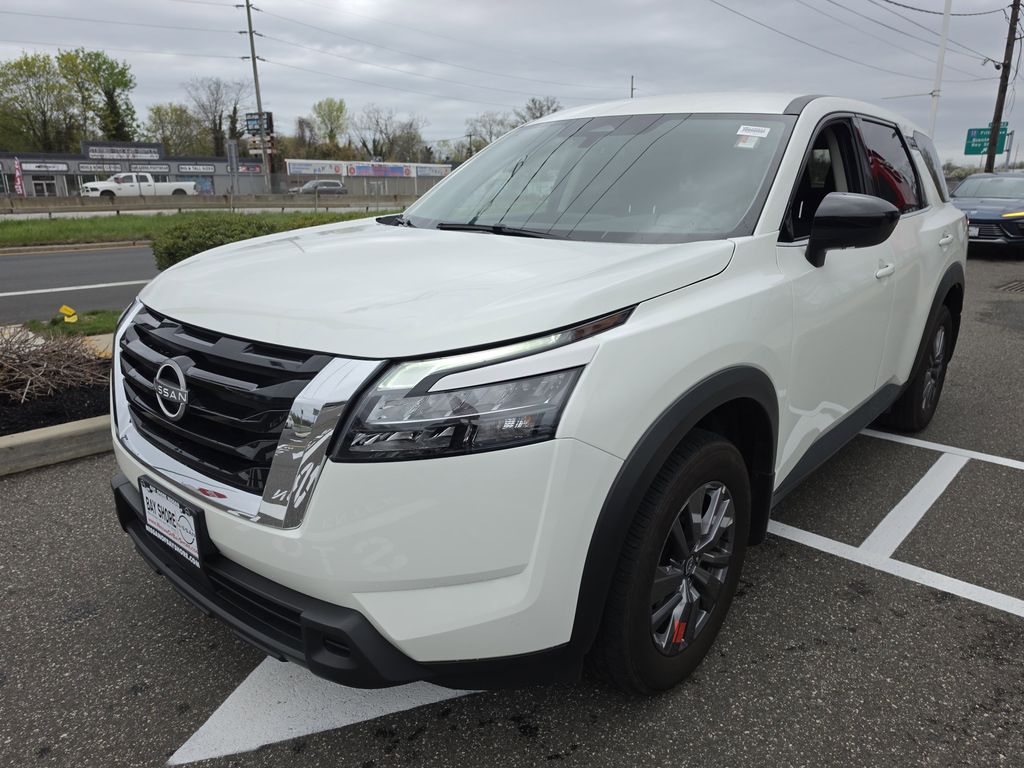 2024 Nissan Pathfinder S - Photo 9