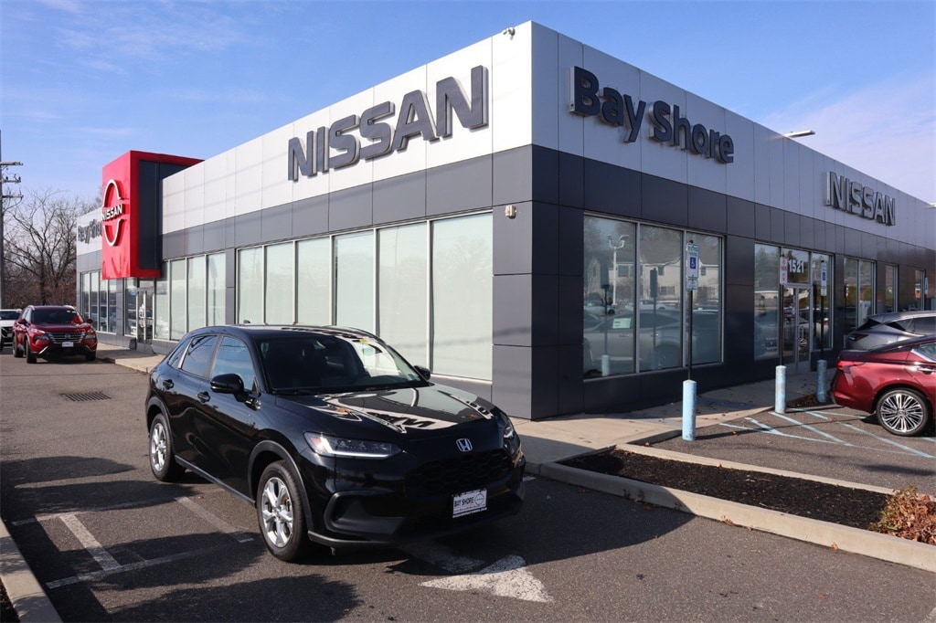 2025 Honda HR-V LX's photo