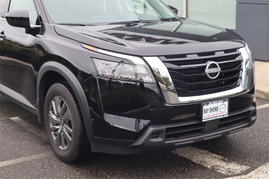 2024 Nissan Pathfinder S photo 4