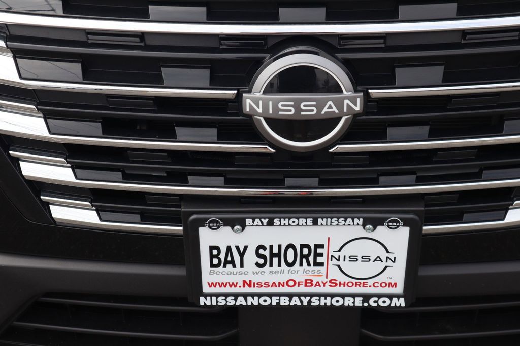 2025 Nissan Rogue SV - Photo 32