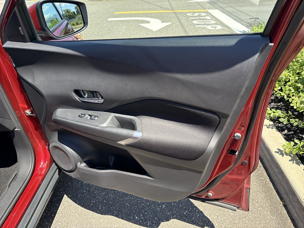 2021 Nissan Kicks SV - Photo 24