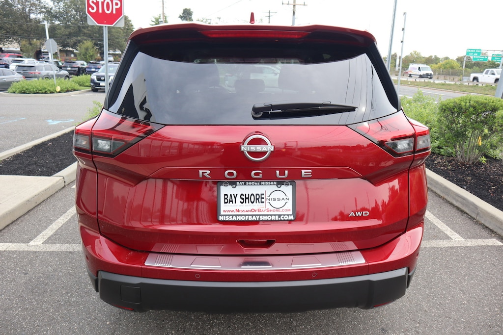 New 2026 Nissan Rogue SV SUV