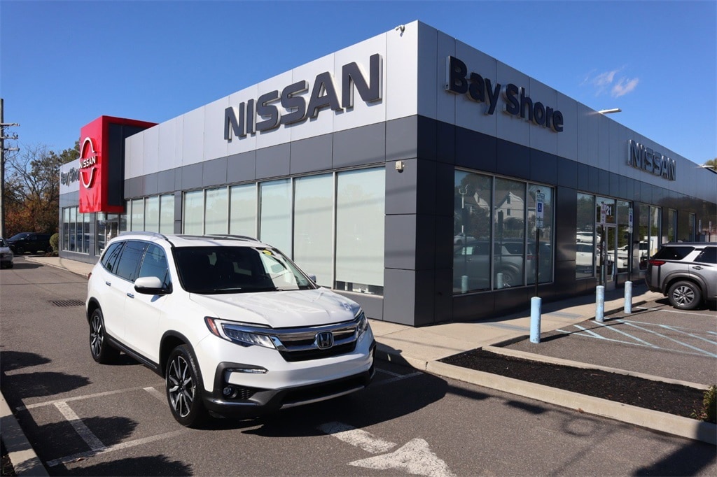 2022 Honda Pilot Elite's photo