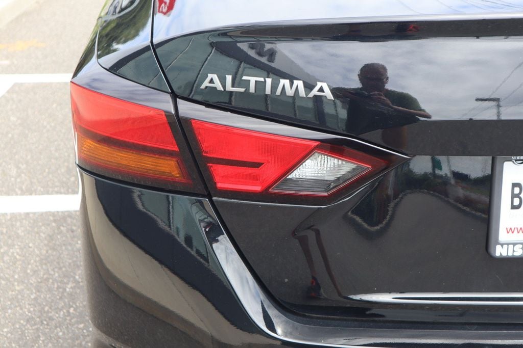 2025 Nissan Altima S - Photo 29