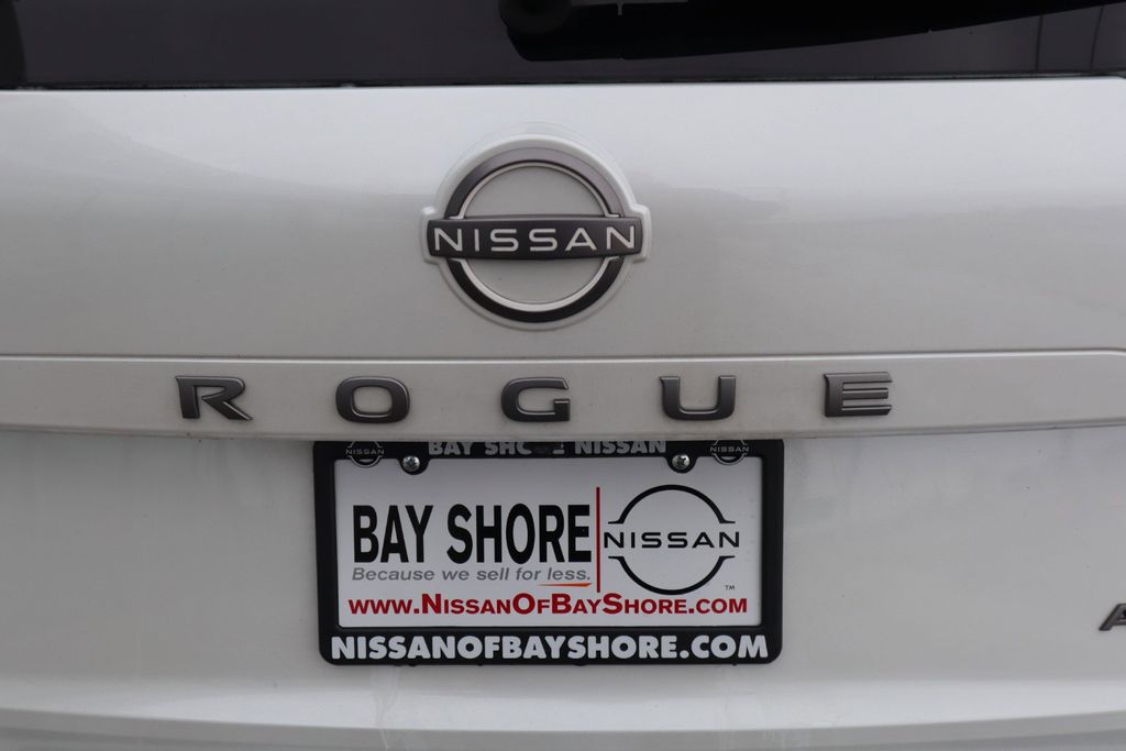 2025 Nissan Rogue SV - Photo 31