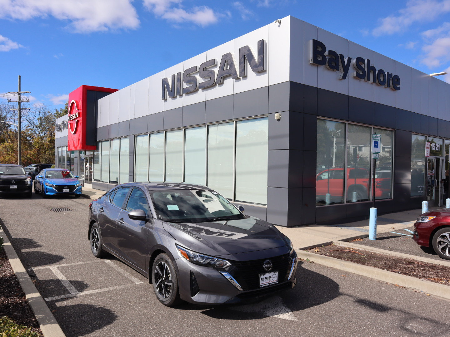 2025 Nissan Sentra SV's photo