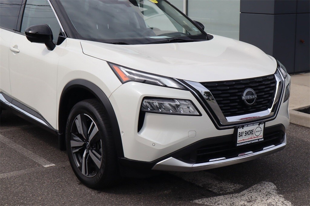 2023 Nissan Rogue Platinum photo 4