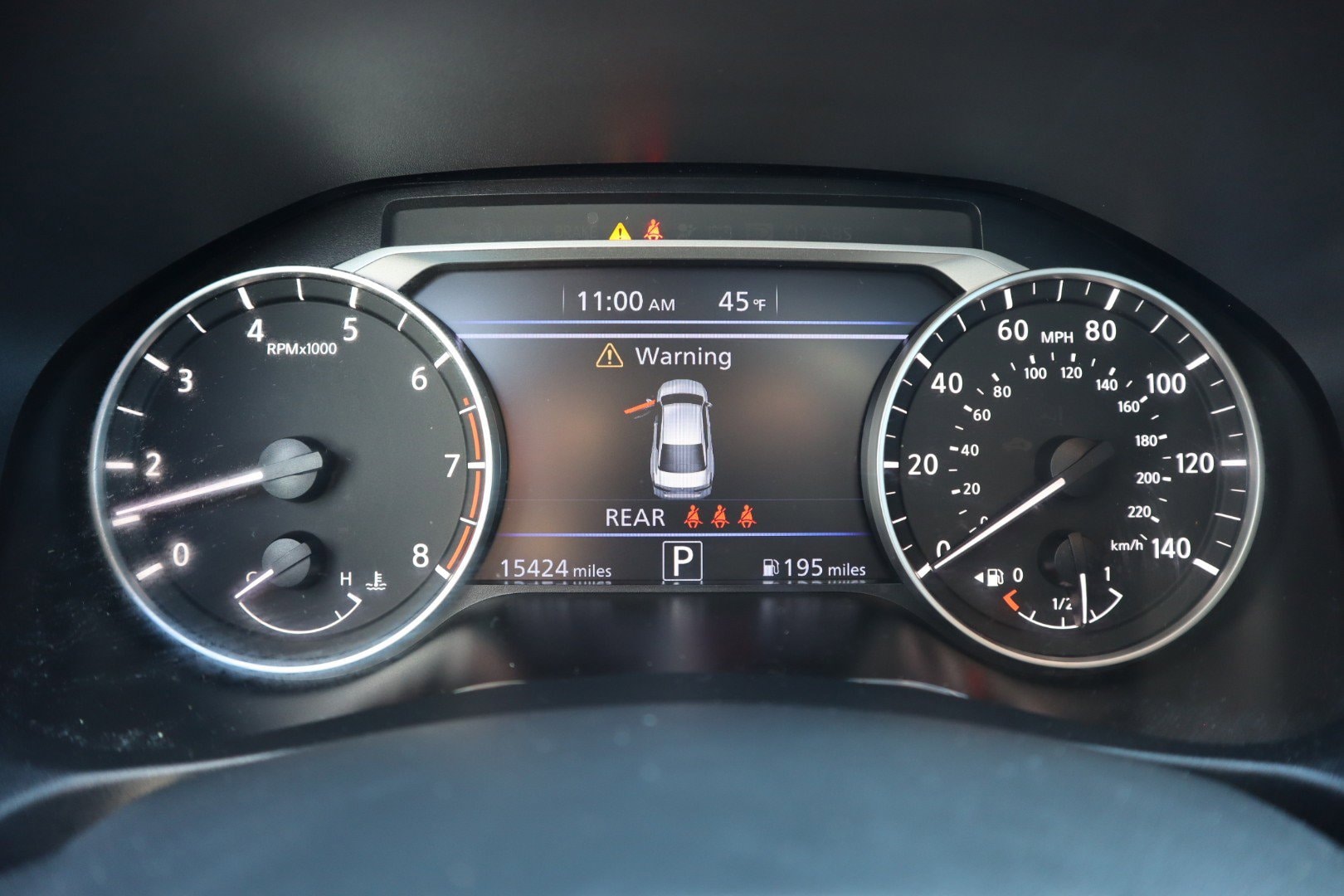 2025 Nissan Altima SR - Photo 24