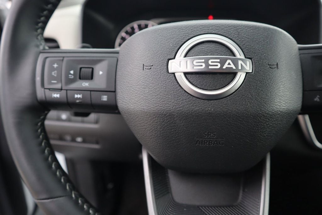 2025 Nissan Rogue SV - Photo 20